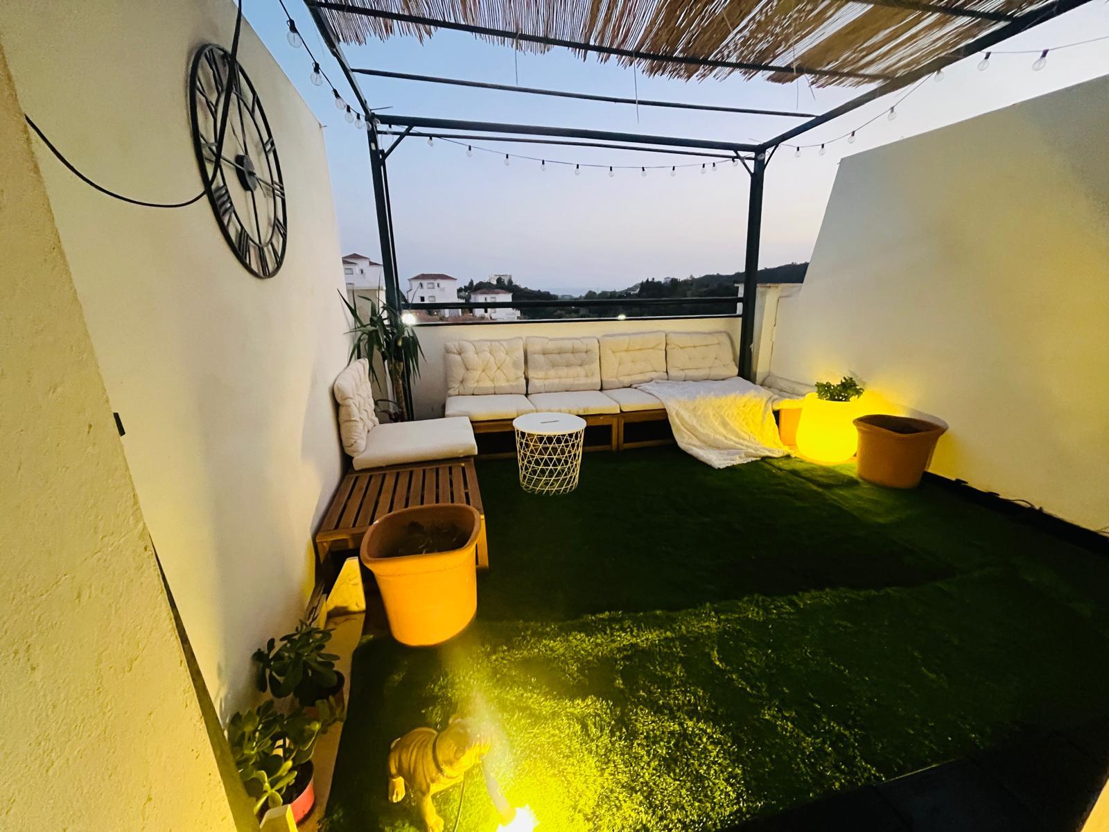ESTEPONA, VISTAS AL MAR. APARTAMENTO DUPLEX. FOREST HILLS (VEN-264)